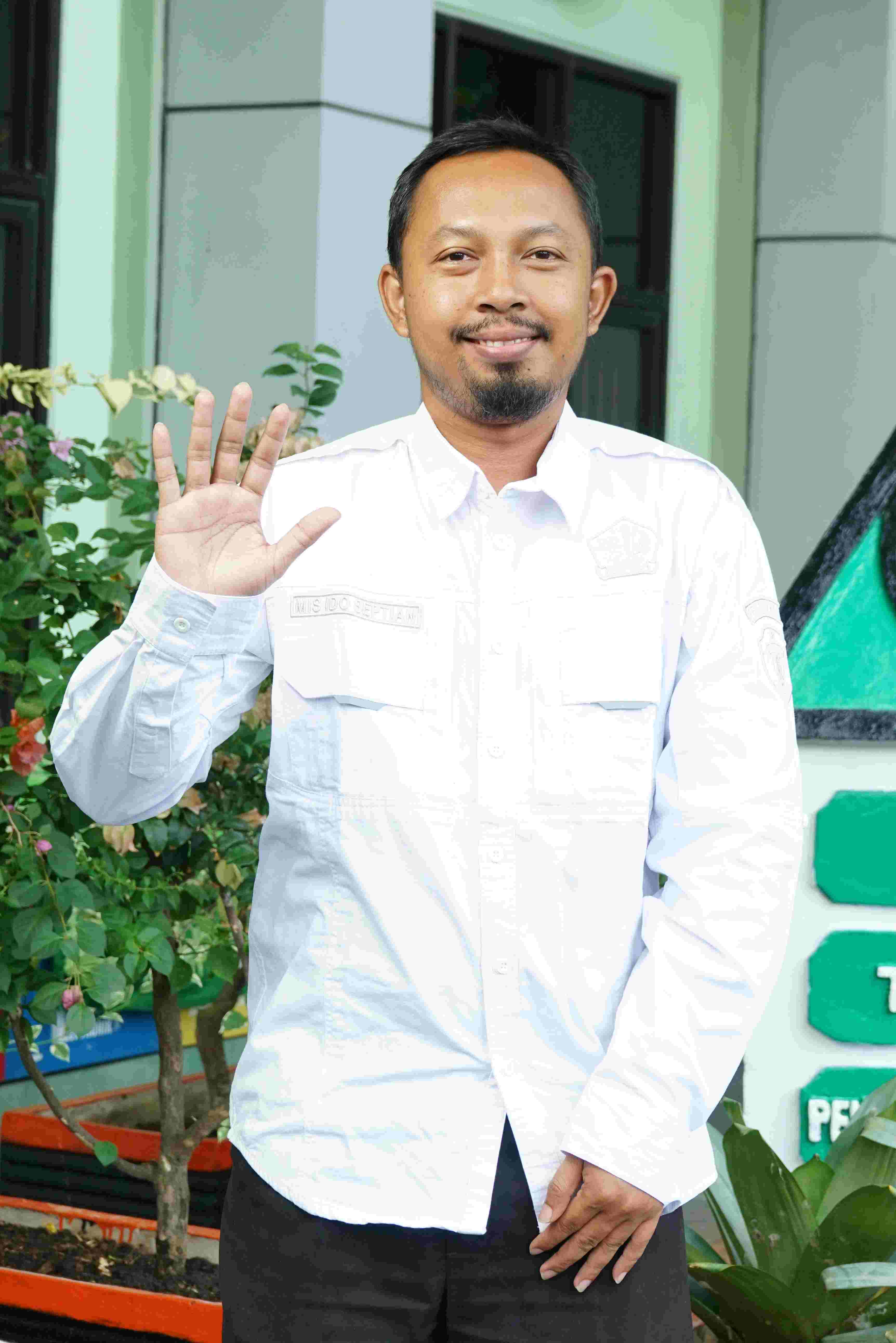 Mis Ido Septian Yoantoro, M.Or.