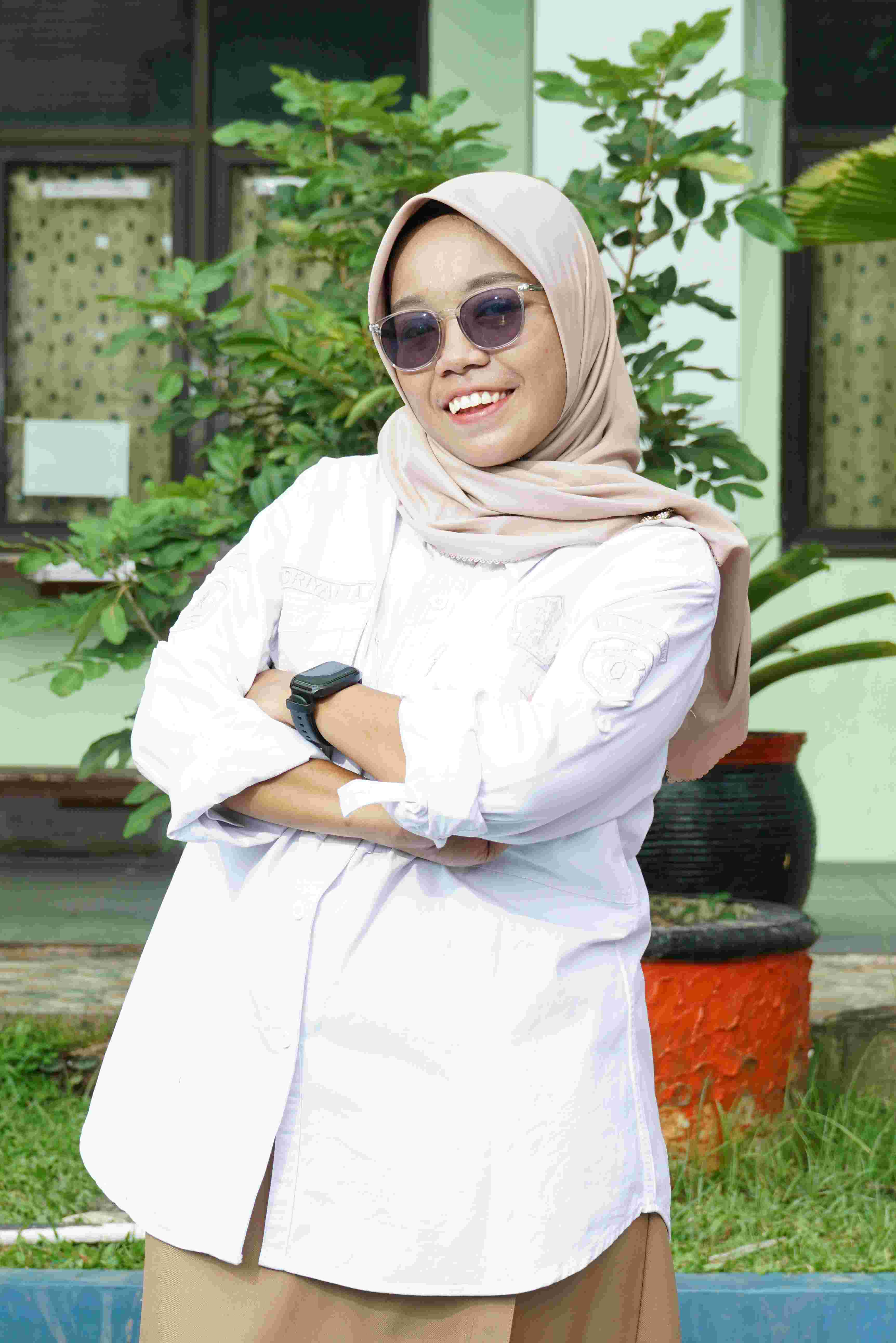 Indriyani Anikmah Ardi, S.Pd.